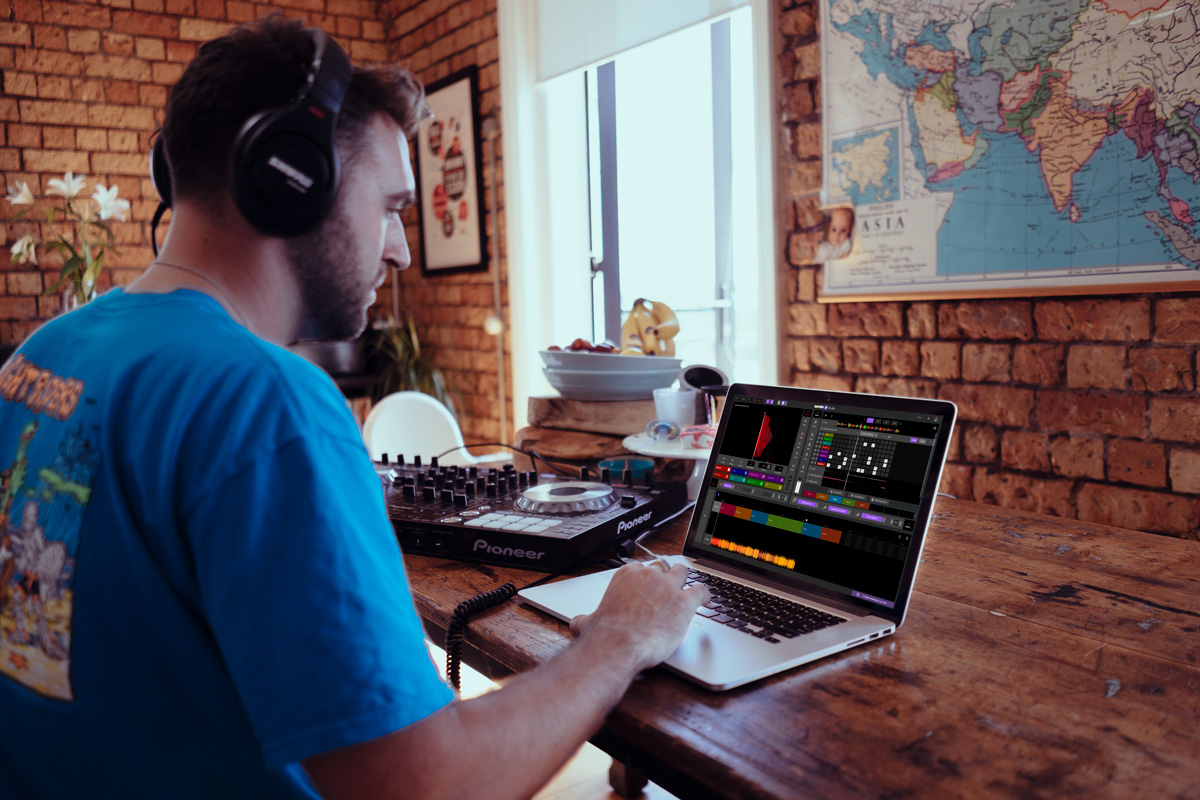 DJ-friendly production