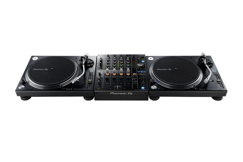 pioneer-dj-djm-750mk2-serato-dj-hardware