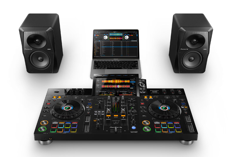 Pioneer DJ XDJ-RX3 - Serato DJ Hardware