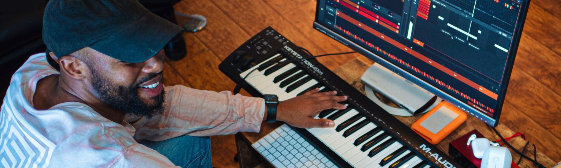 Producer using Serato Studio