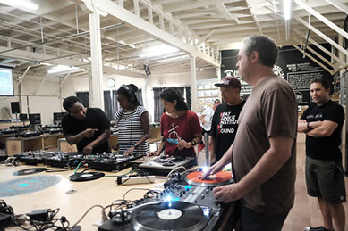 Open Turntables